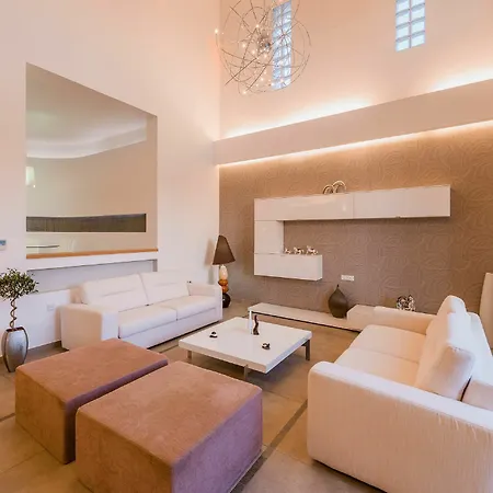 Vila Filerimos Oasis